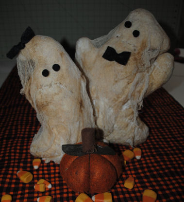 Halloween Rice Paper Ghosts Tutorial - Little Vintage Baking