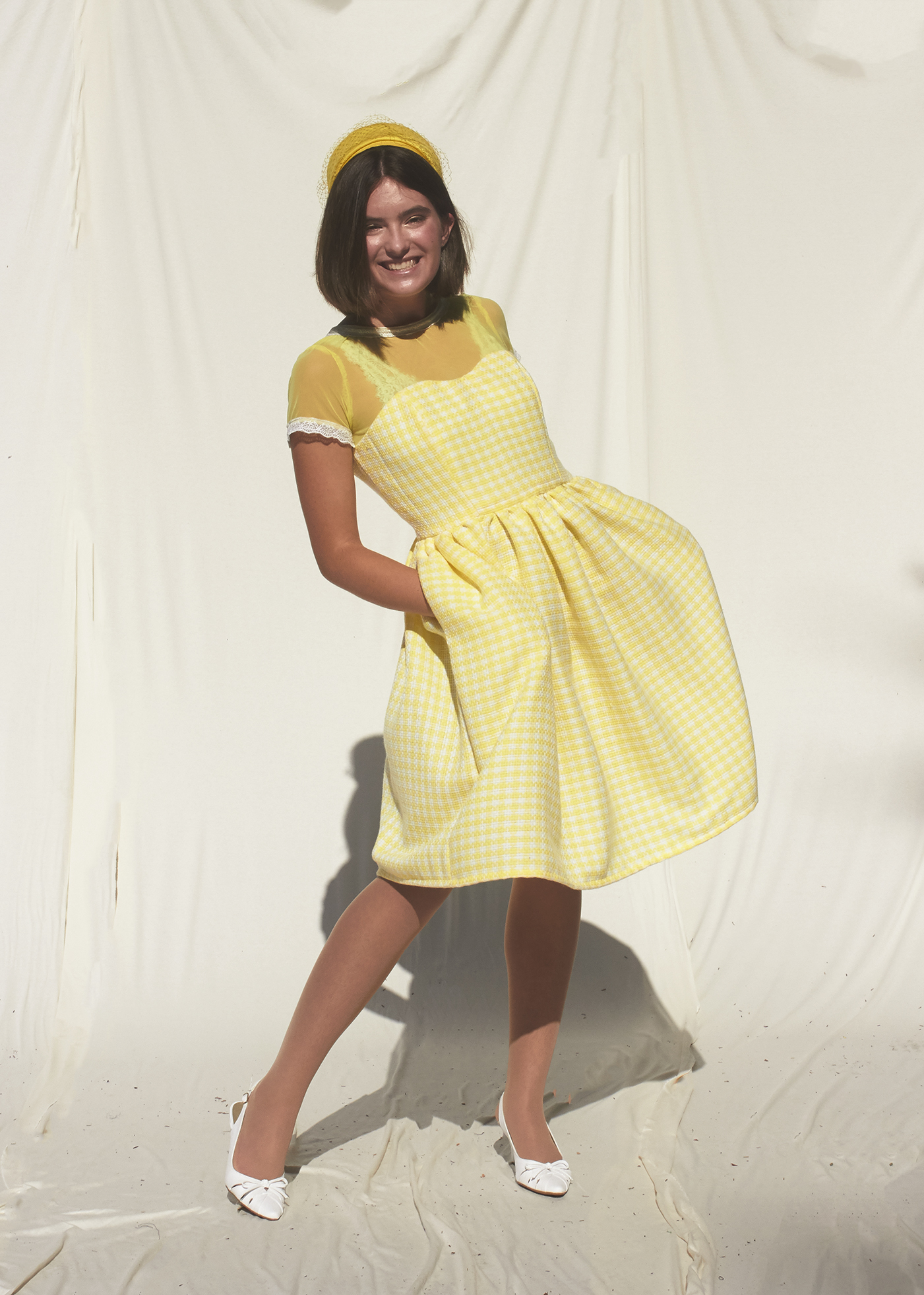 Yellow 50s dress in motion