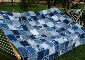 A Passionate Quilter: Wonderful Use of Recycled Denim Jeans!